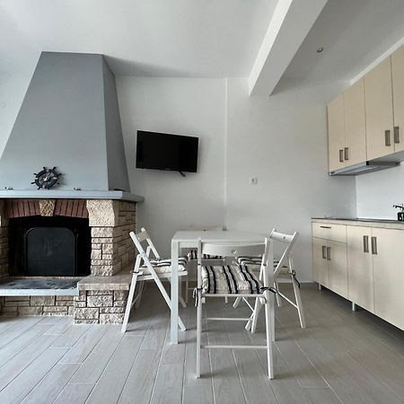 Aparthotel La Casa Al Mare Mola Kalyva Esterno foto